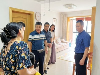 雙節慰問，情暖人心！芯能科技黨支部走訪慰問結對幫扶對象